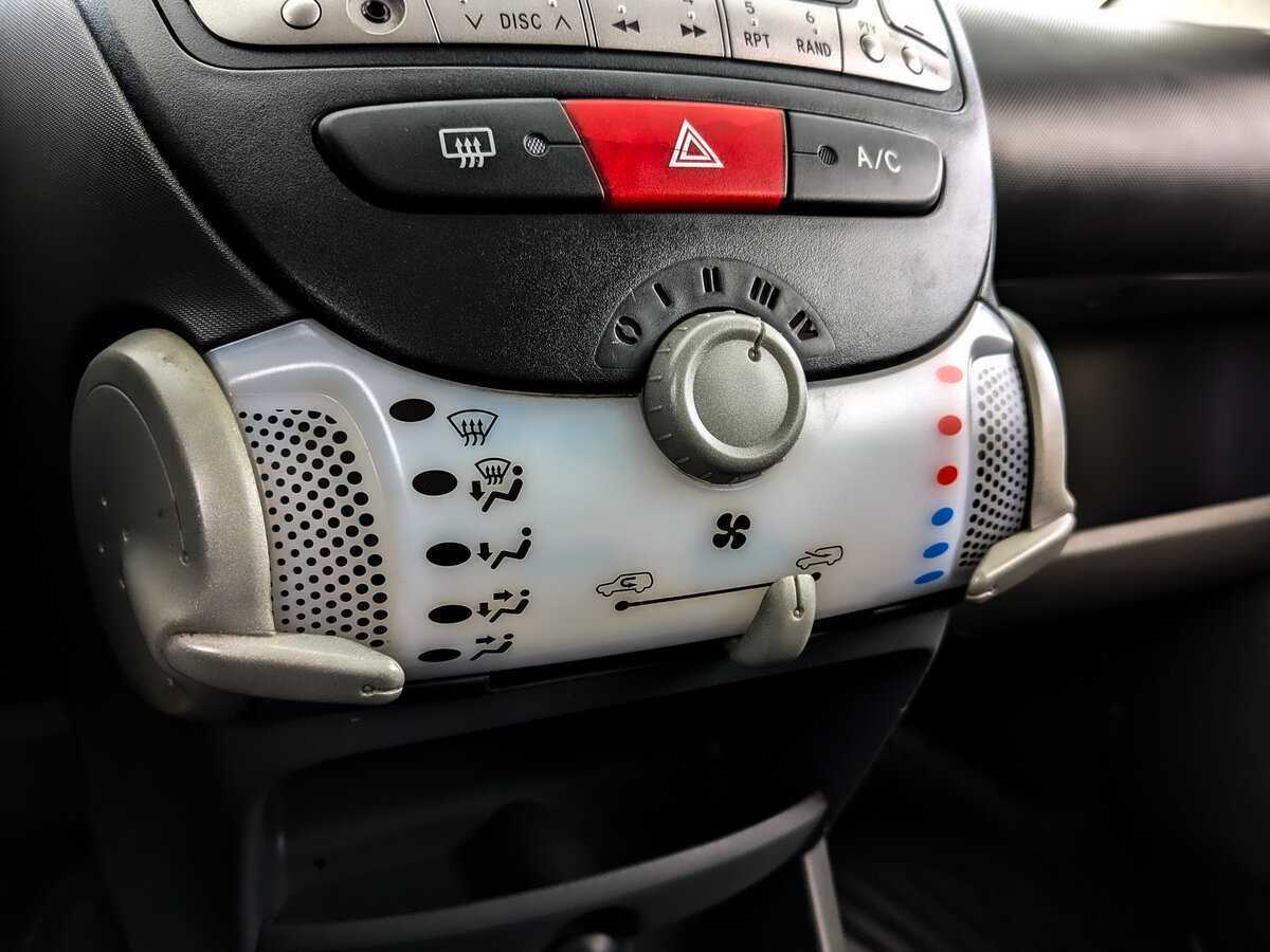 Citroen C1, 2011 Фото №18