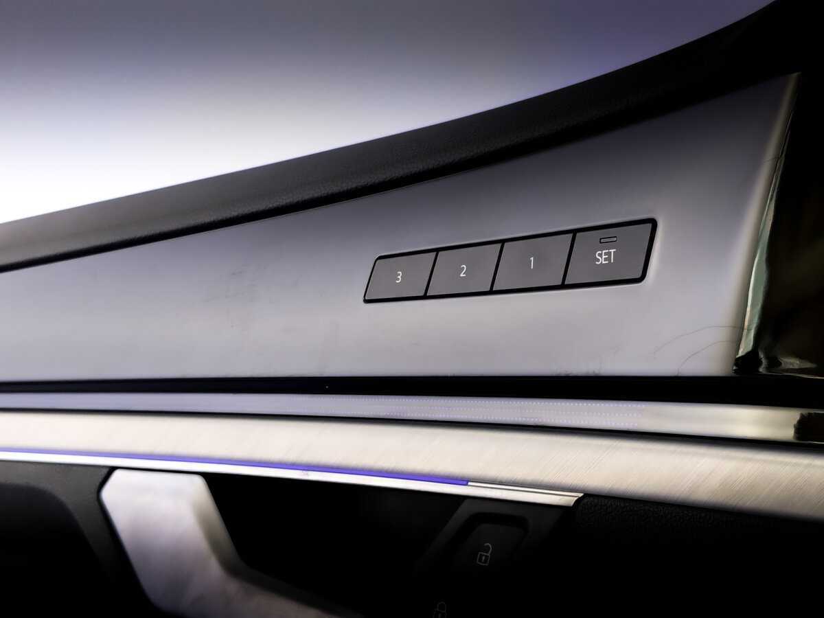 Volkswagen Touareg, 2019 Фото №18