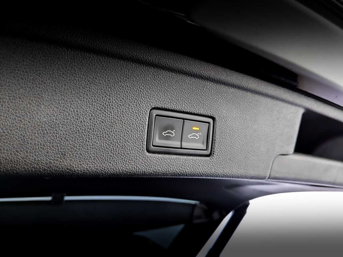 Volkswagen Touareg, 2019 Фото №23