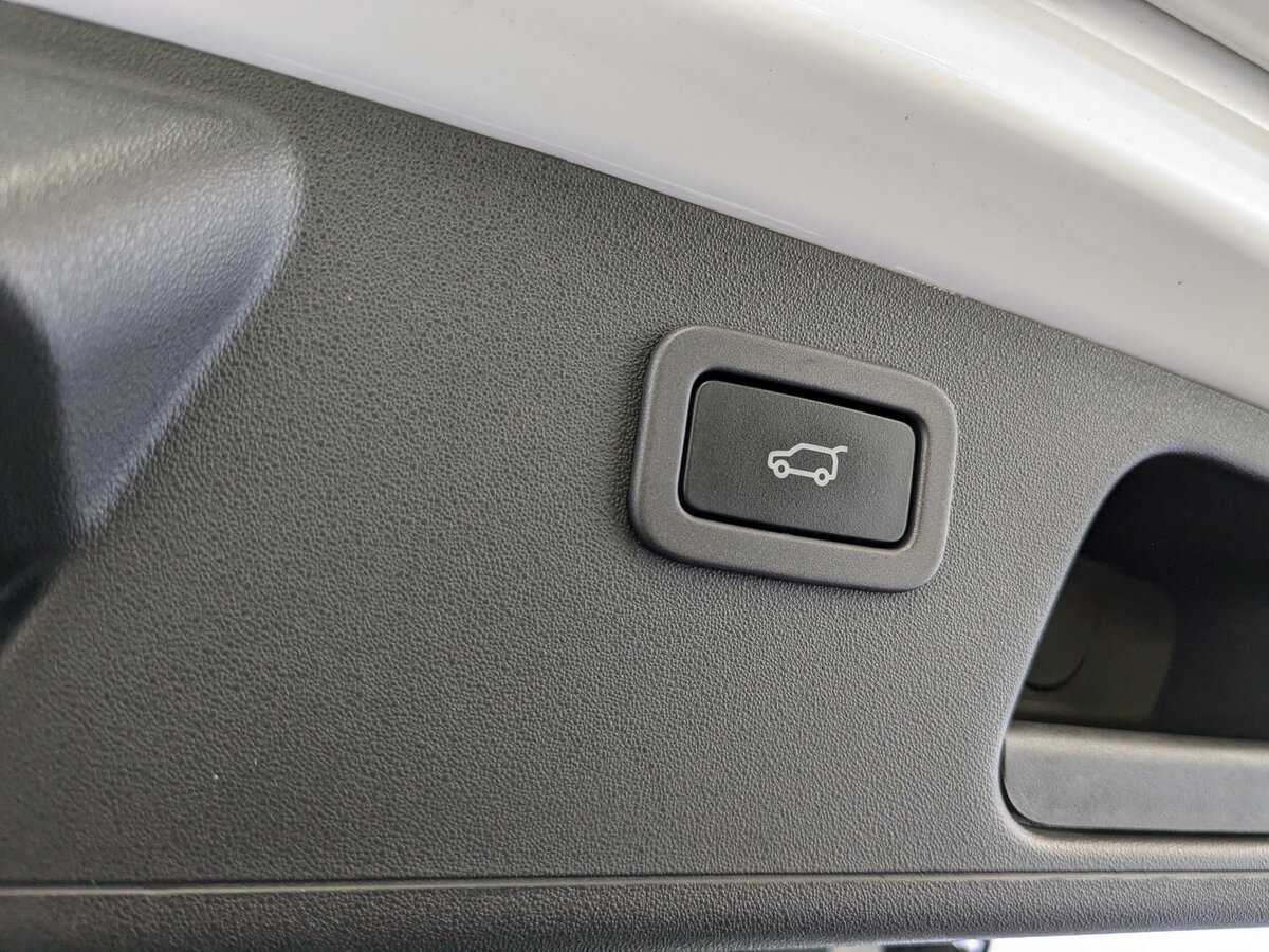 Jaguar E-Pace, 2019 Фото №25