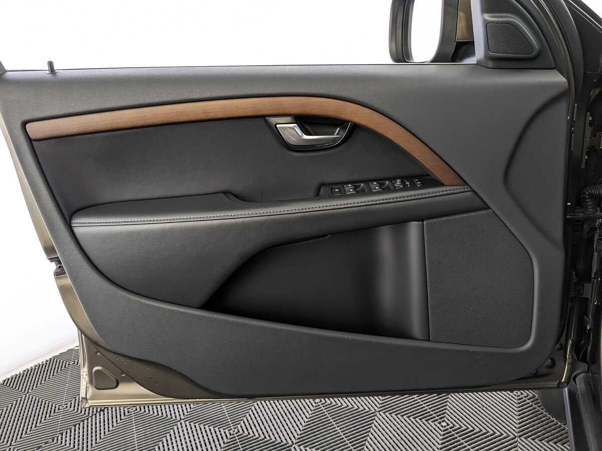 Volvo XC70, 2011 Фото №15