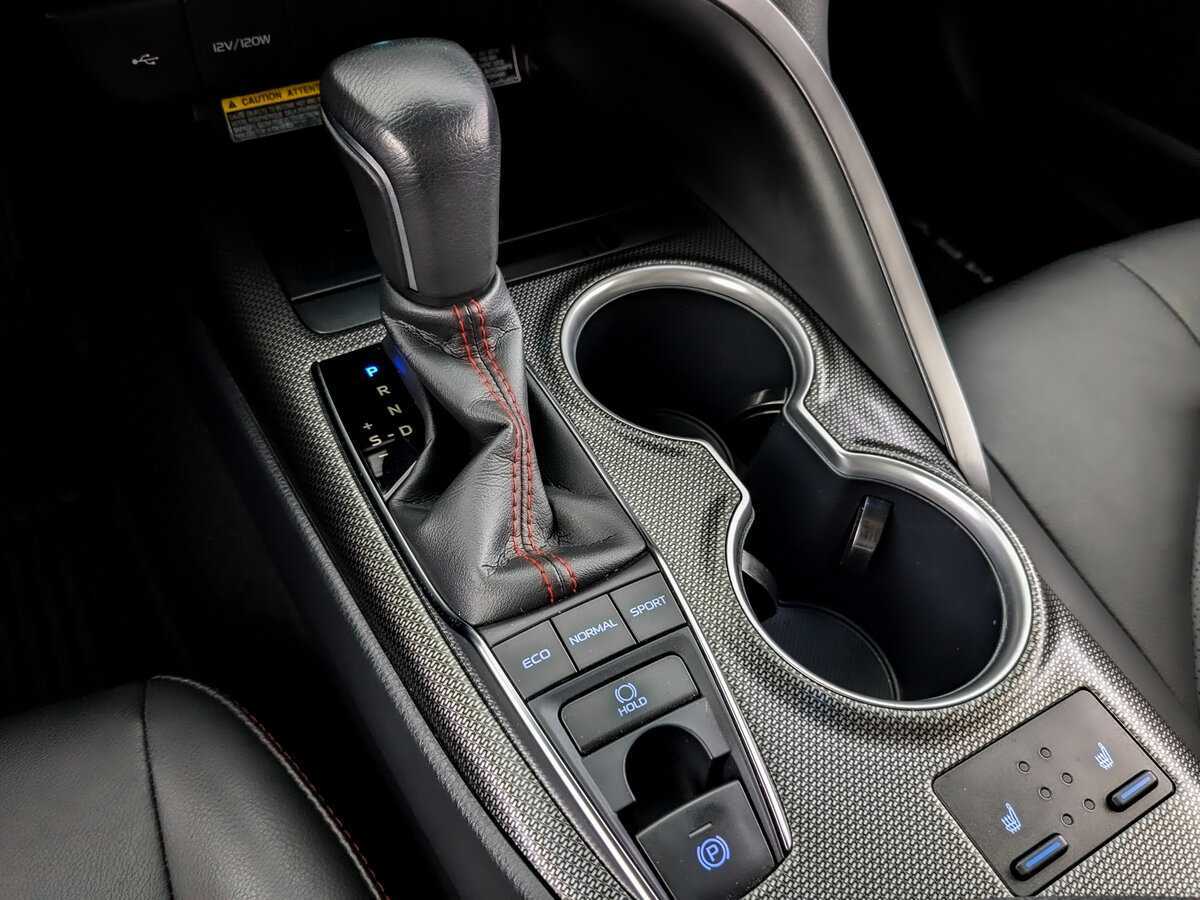 Toyota Camry, 2022 Фото №23
