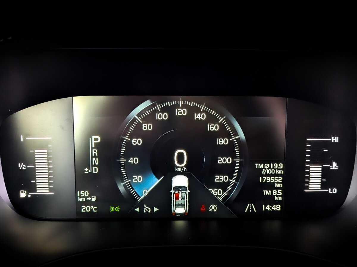 Volvo XC60, 2018 Фото №10