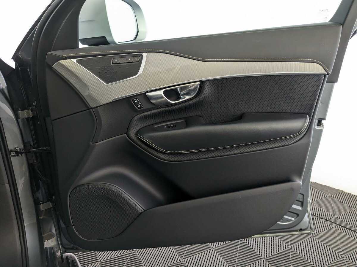 Volvo XC90, 2018 Фото №21