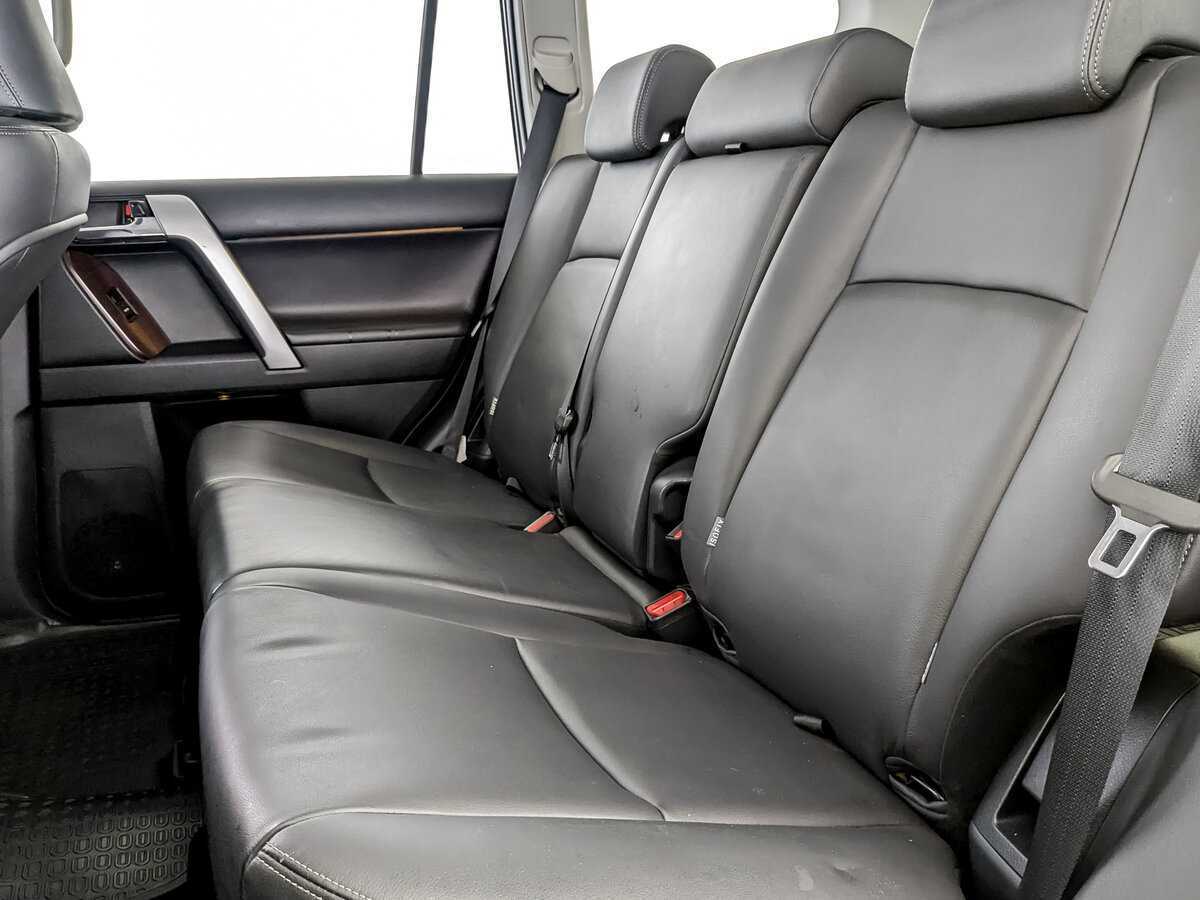 Toyota Land Cruiser Prado, 2017 Фото №10