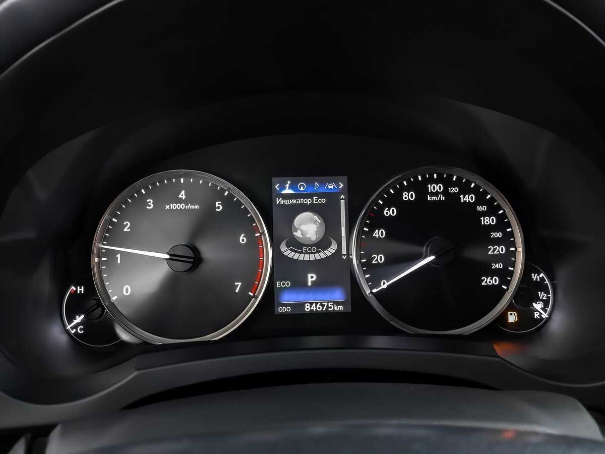 Lexus IS 300, 2018 Фото №12