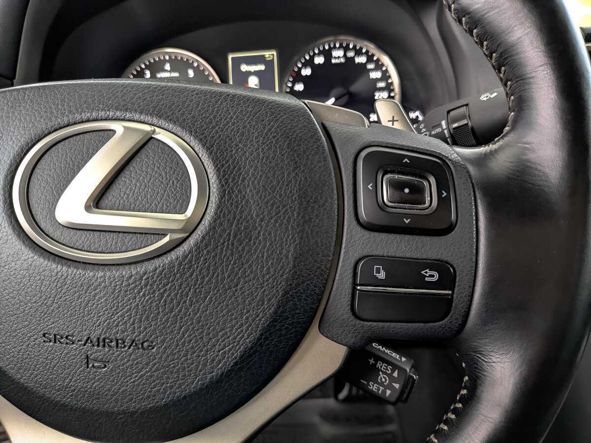 Lexus IS 300, 2018 Фото №24