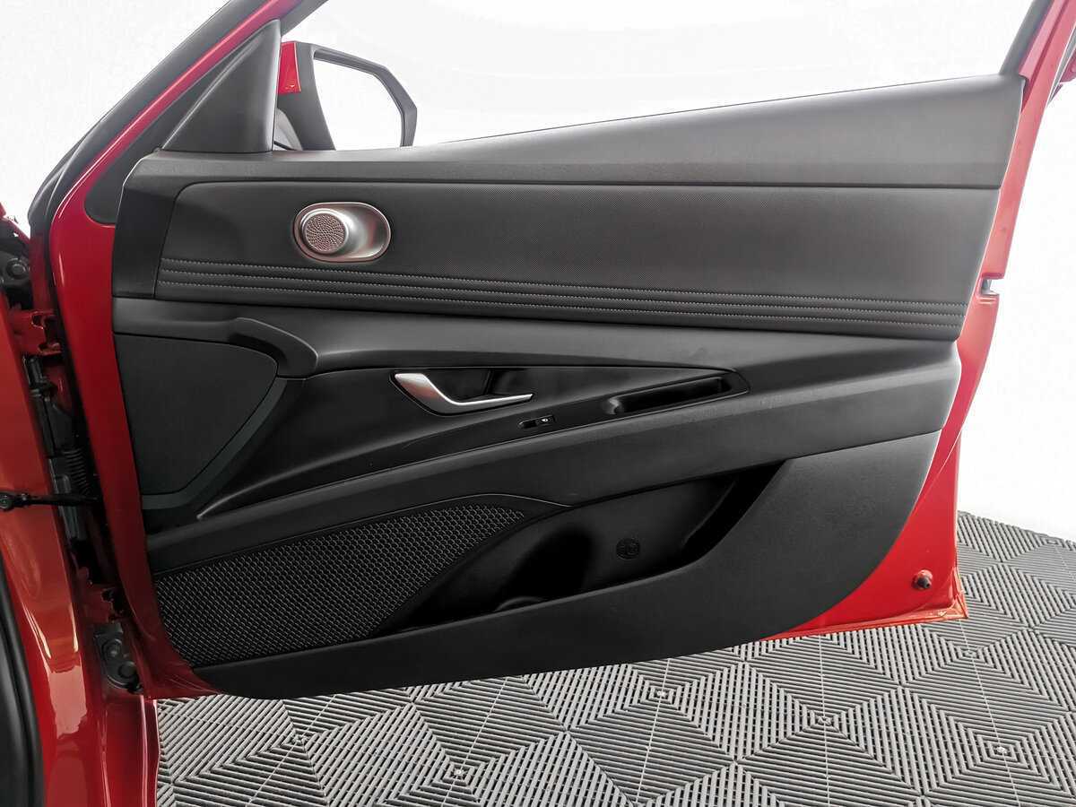 Hyundai Elantra, 2021 Фото №18