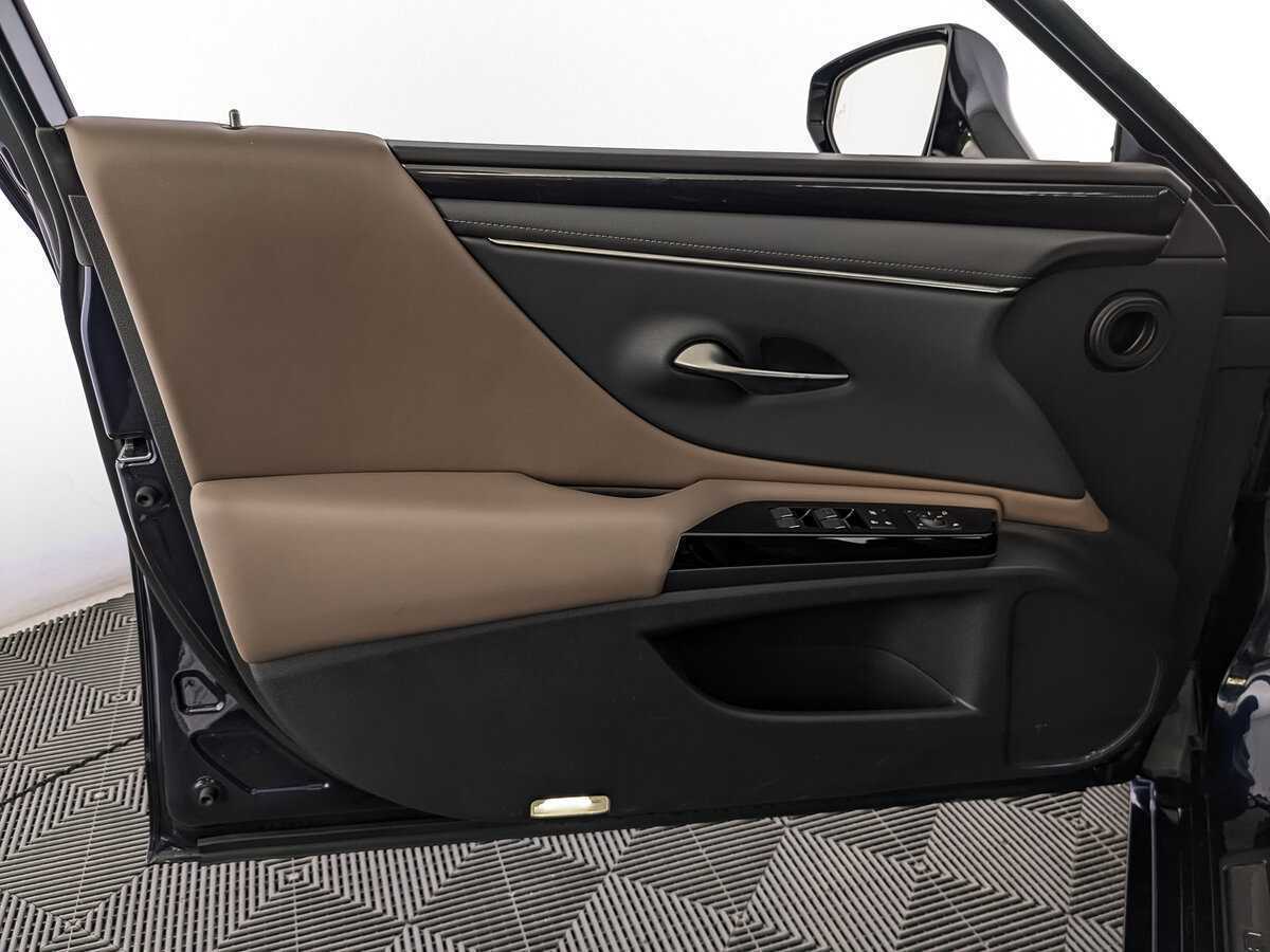 Lexus ES 200, 2021 Фото №14