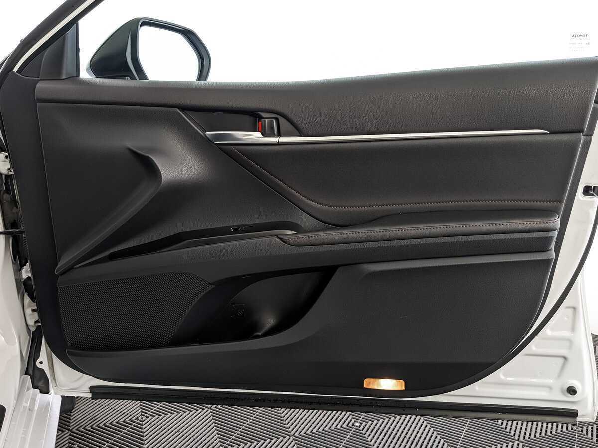 Toyota Camry, 2022 Фото №21