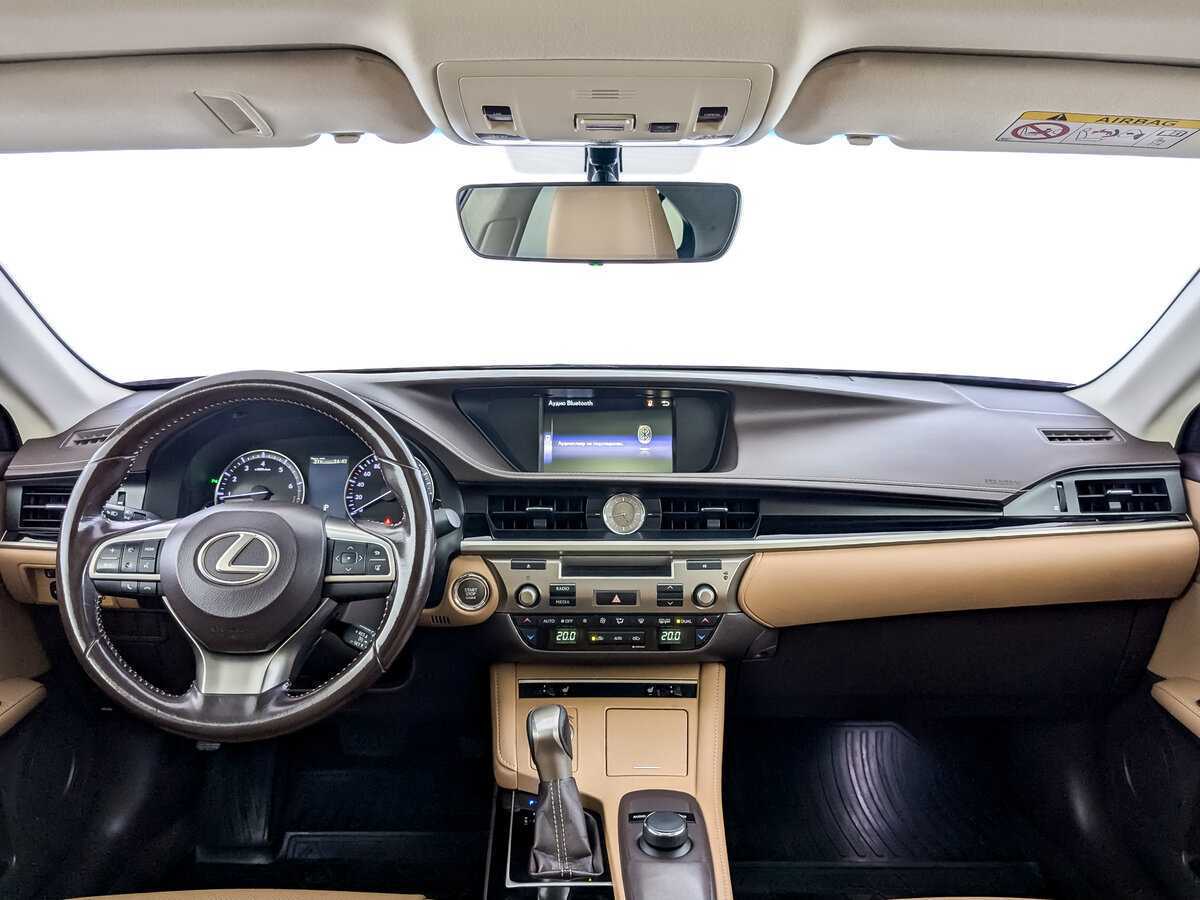 Lexus ES 200, 2017 Фото №12