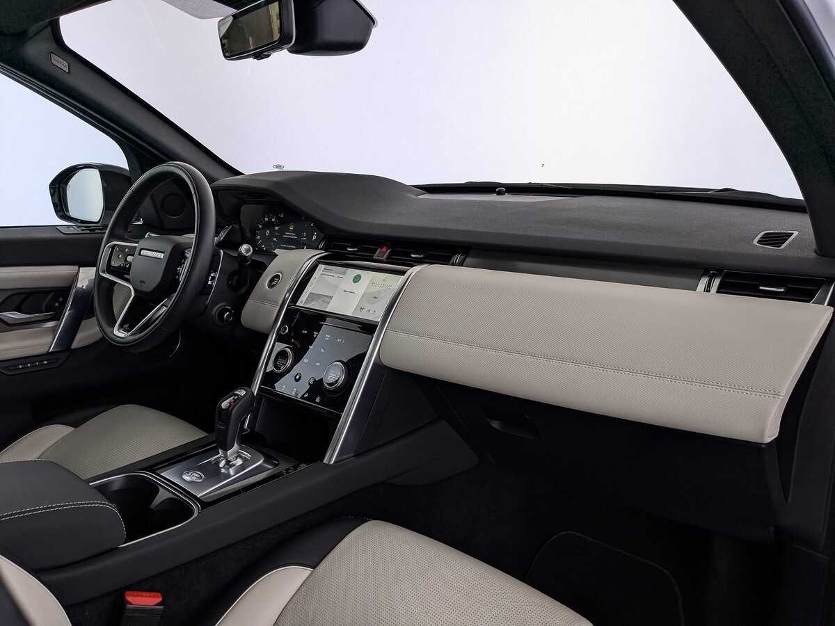 Land Rover Discovery Sport, 2022 Фото №9