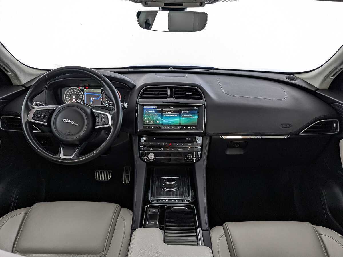 Jaguar F-Pace, 2018 Фото №10