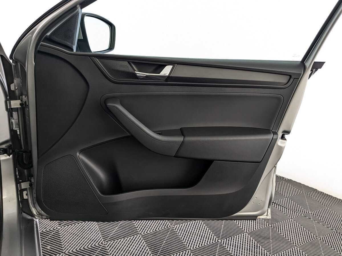 Skoda Rapid, 2020 Фото №21