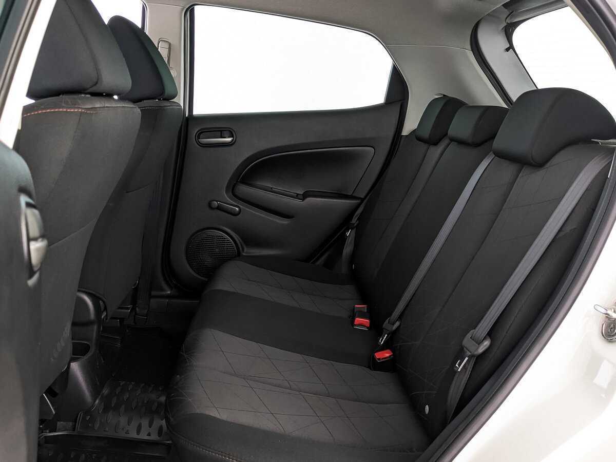 Mazda 2, 2013 Фото №10