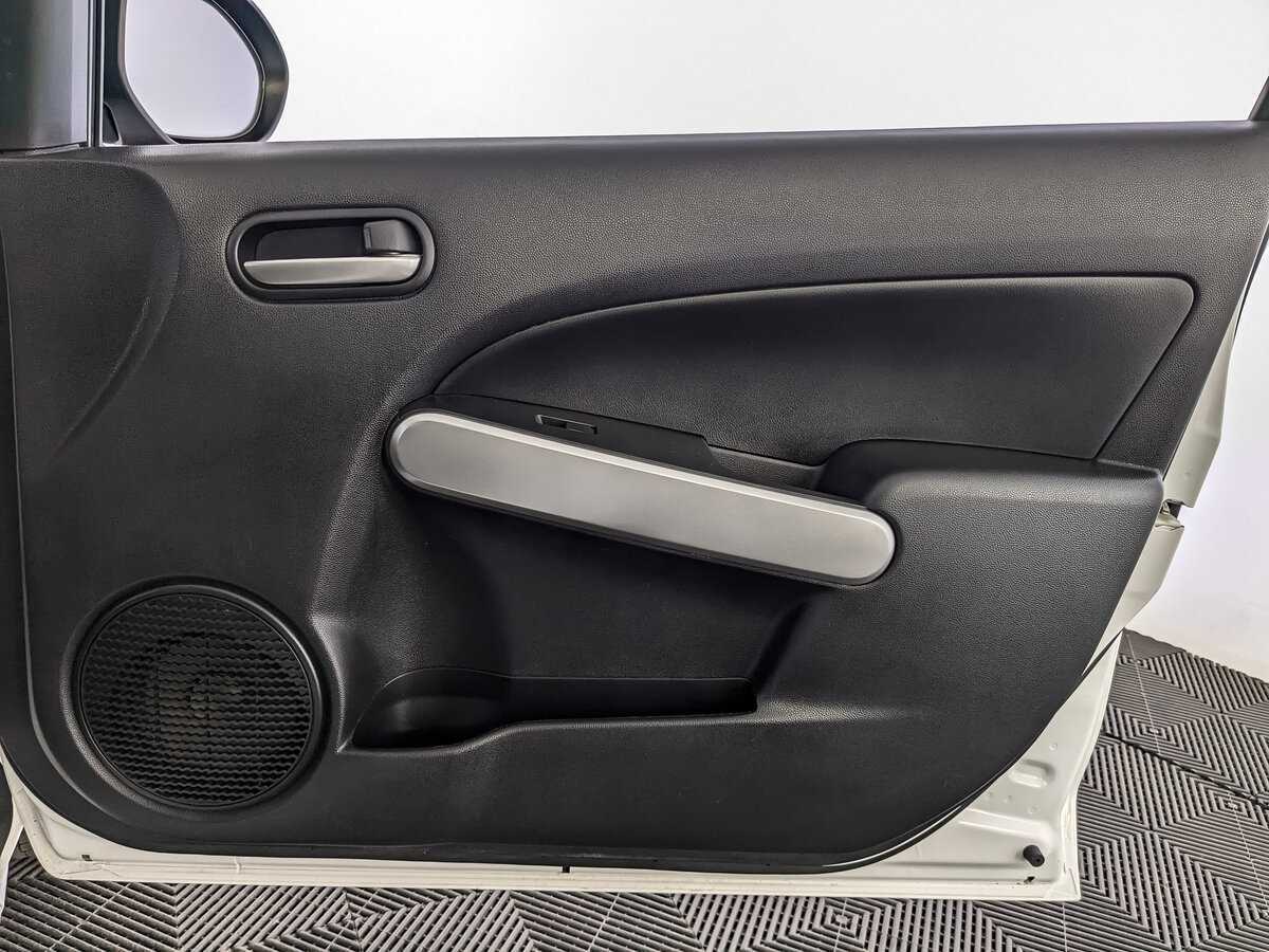 Mazda 2, 2013 Фото №20