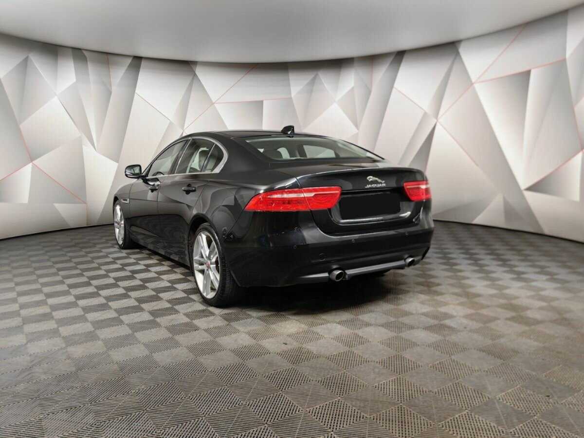 Jaguar XE, 2017 - 122 134 км. | Фото №4