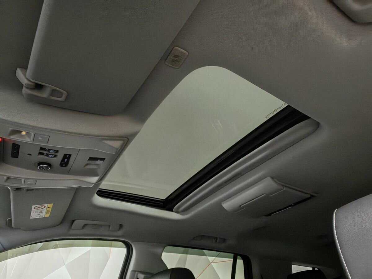 Chevrolet Tahoe, 2018 Фото №20