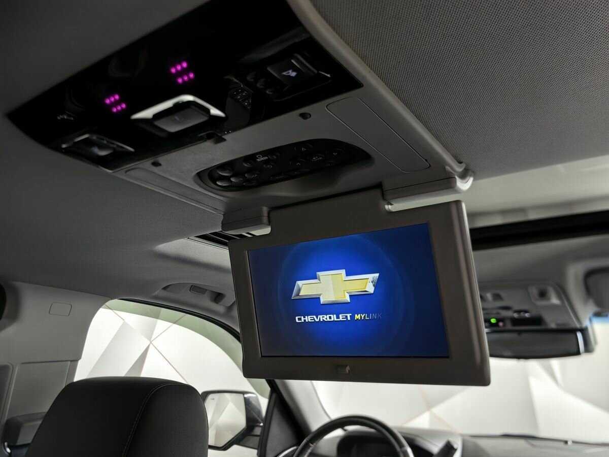 Chevrolet Tahoe, 2018 Фото №22