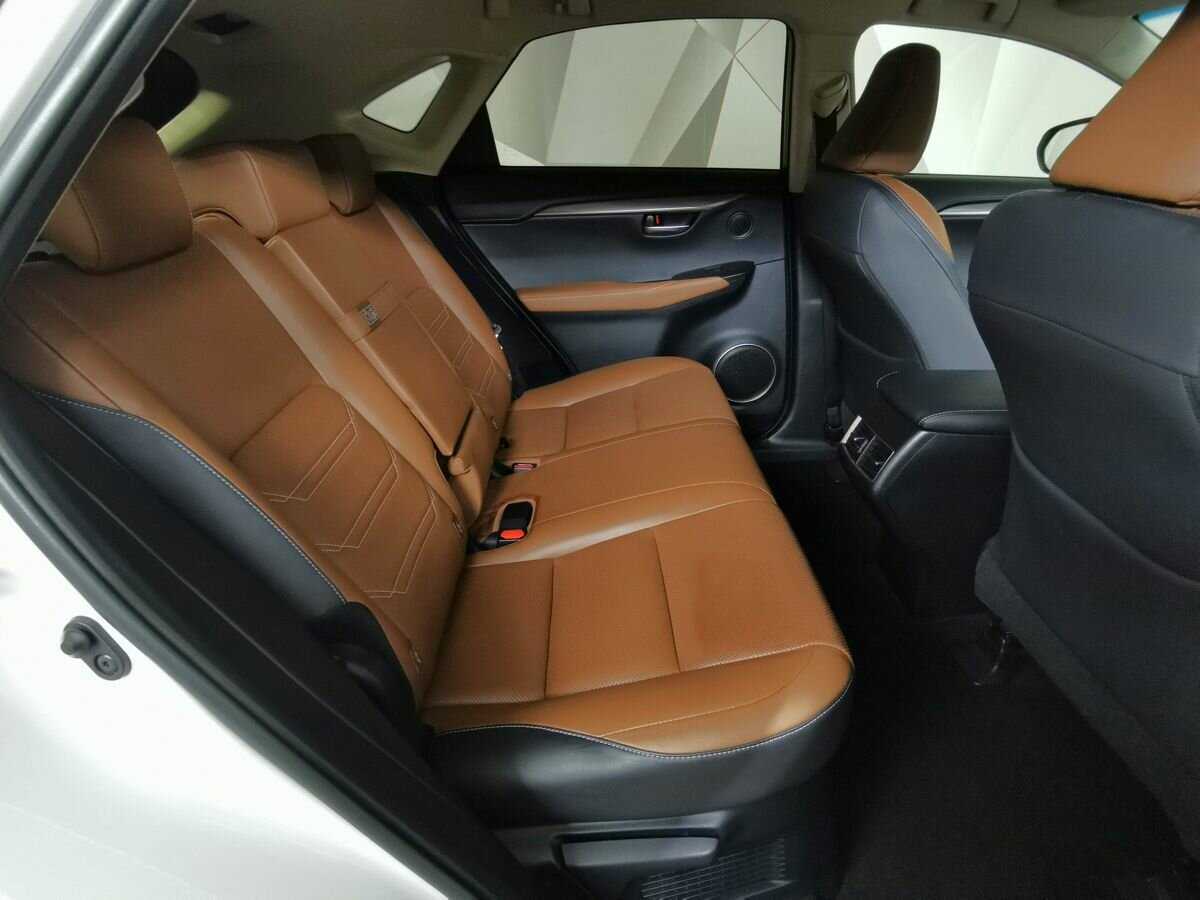 Lexus NX 200t, 2015 Фото №12