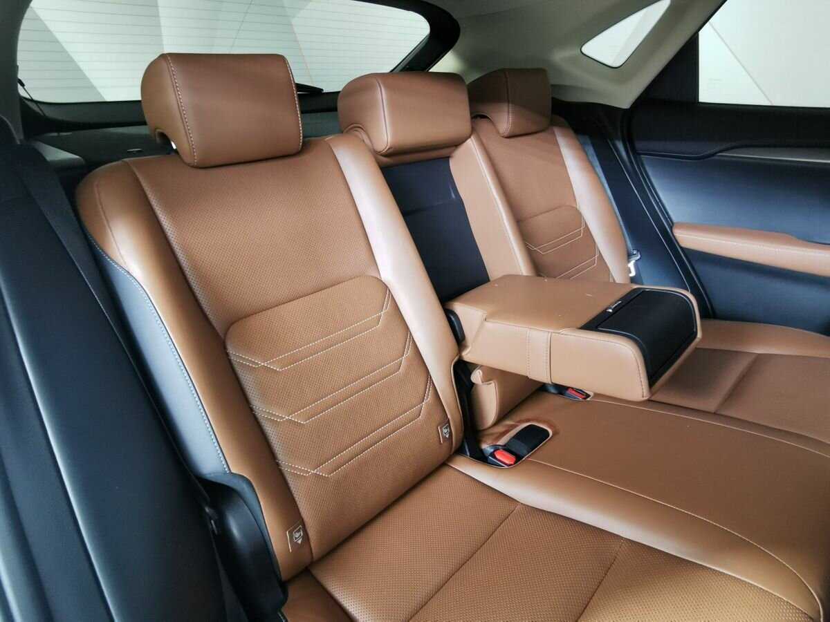 Lexus NX 200t, 2015 Фото №13