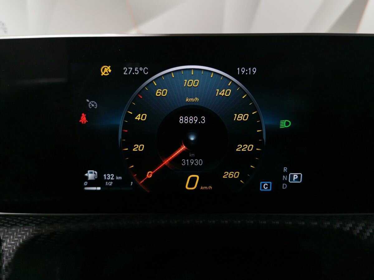 Mercedes-Benz CLA 200, 2020 Фото №14