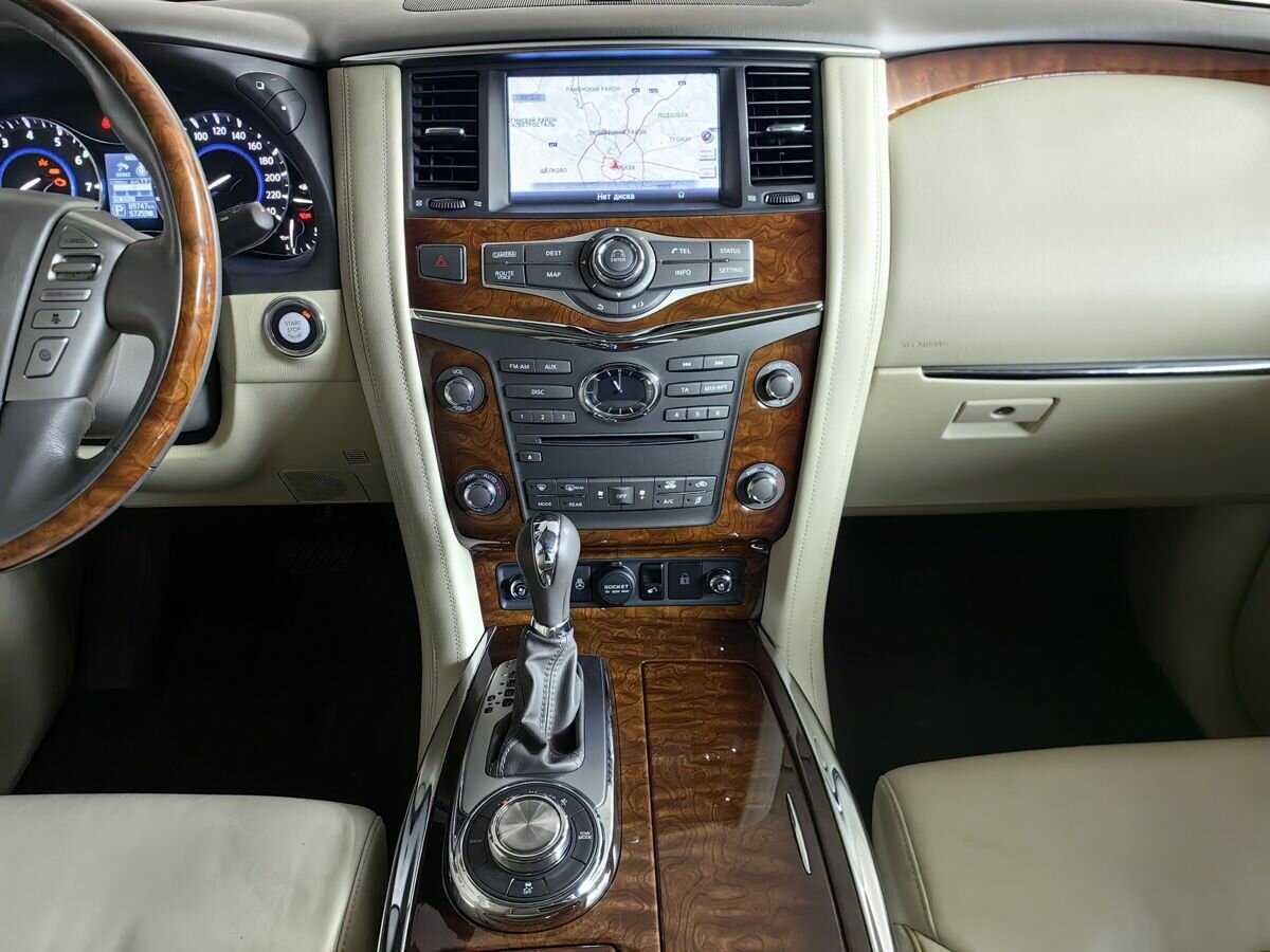 Infiniti QX80, 2017 Фото №11