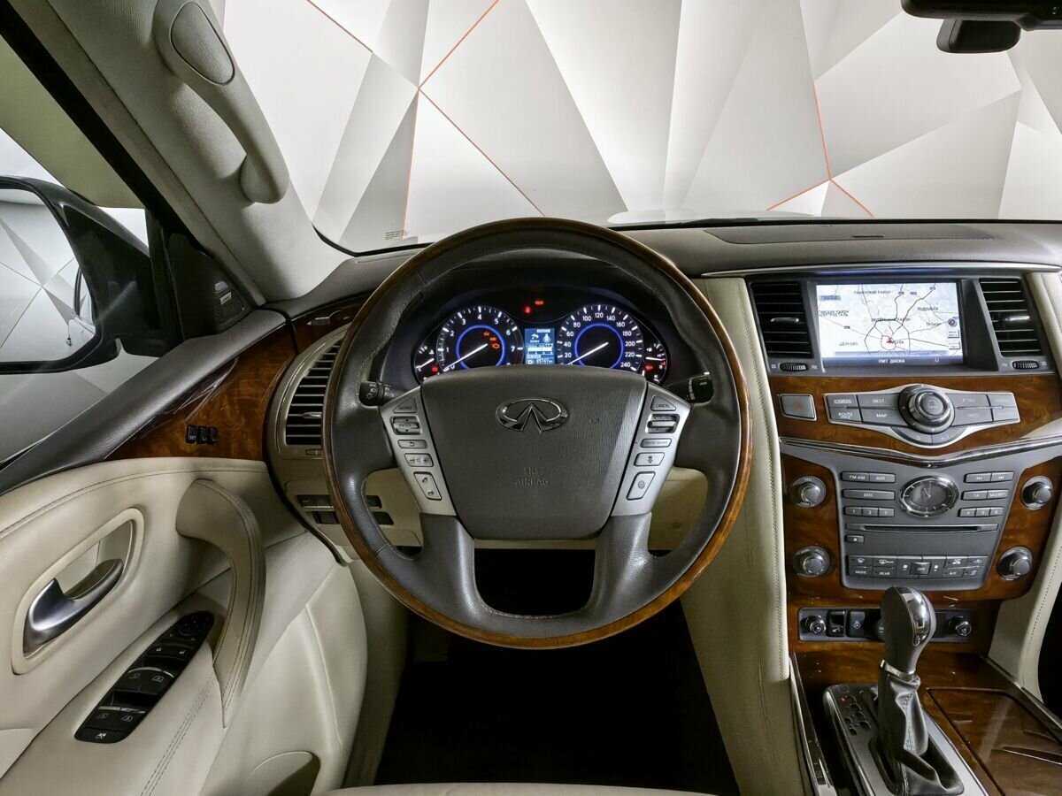 Infiniti QX80, 2017 Фото №15