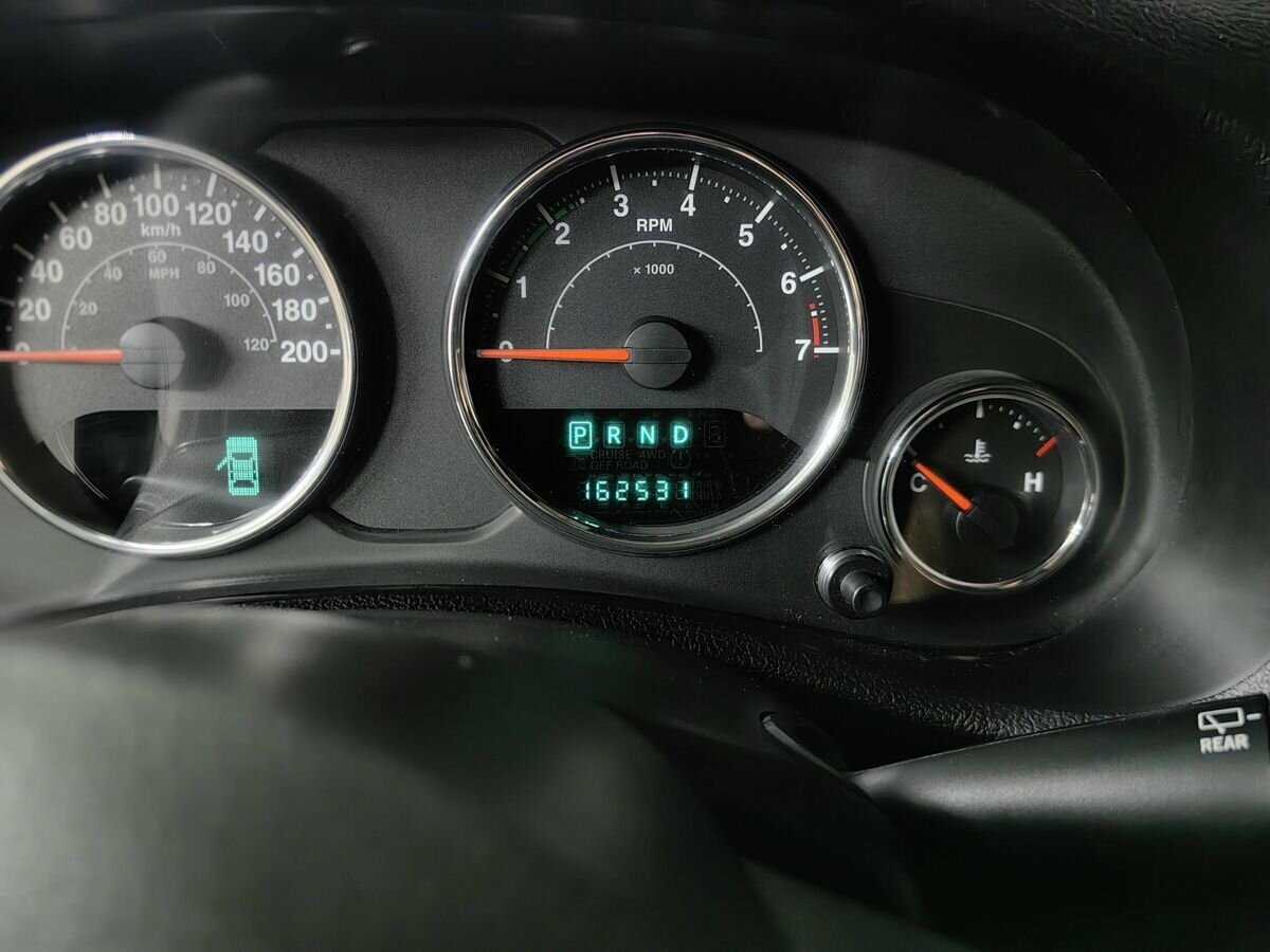 Jeep Wrangler, 2014 Фото №16