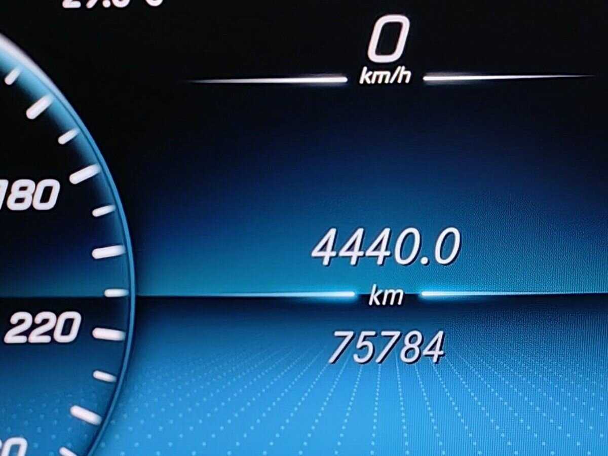 Mercedes-Benz GLC Coupe 300 d, 2019 Фото №15