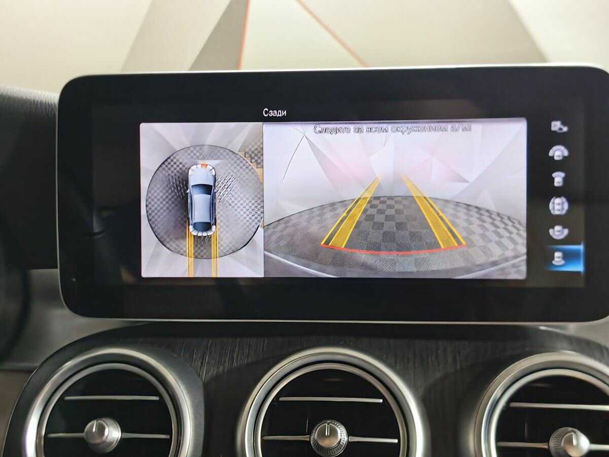 Mercedes-Benz GLC Coupe 300 d, 2019 Фото №16