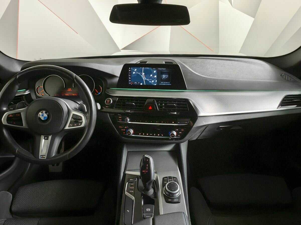 BMW 5 серии 520d xDrive, 2020 Фото №12