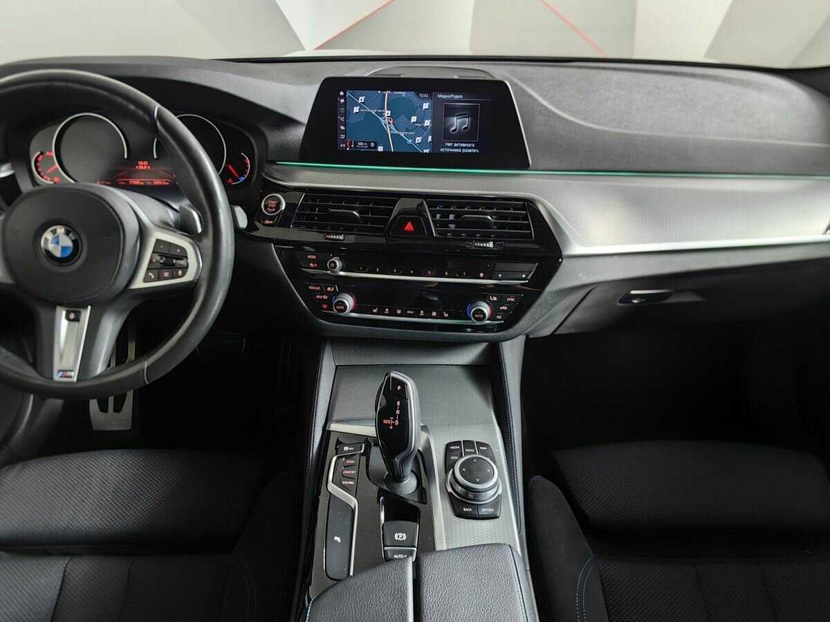 BMW 5 серии 520d xDrive, 2020 Фото №13
