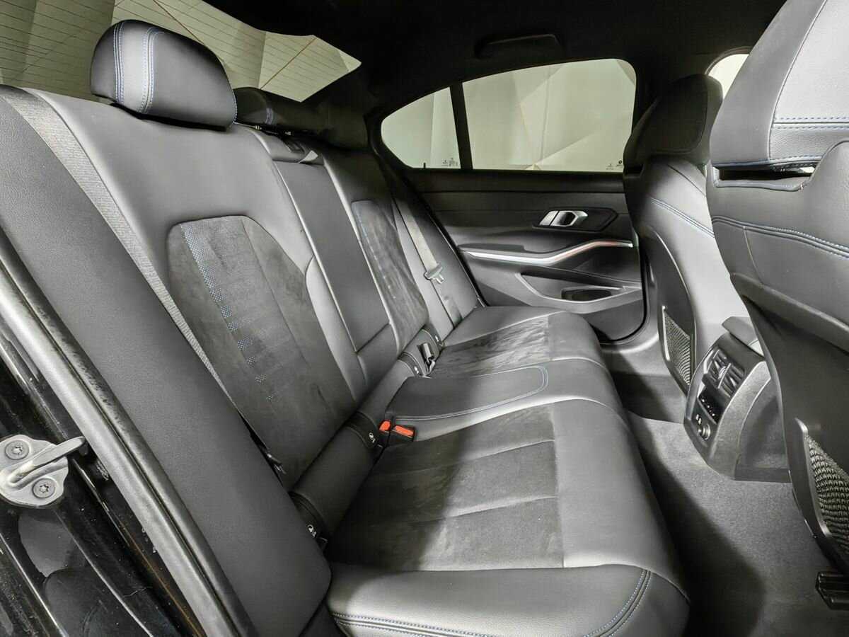 BMW 3 серии 320i xDrive, 2020 Фото №12
