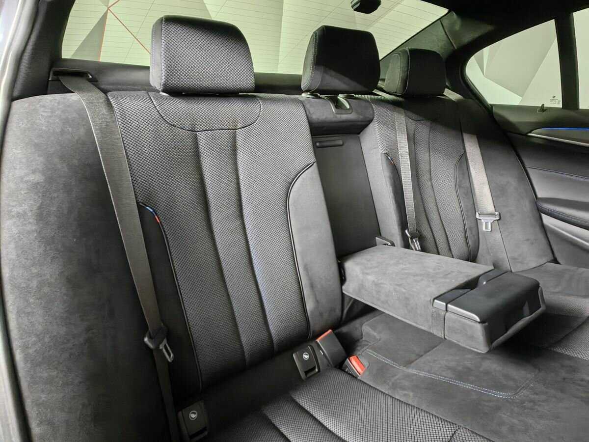 BMW 5 серии 520d xDrive, 2020 Фото №10