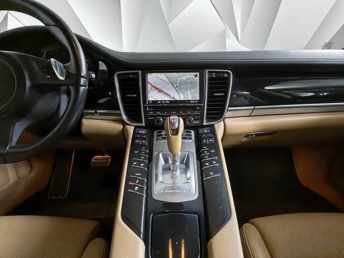 Porsche Panamera 4, 2015 Фото №11