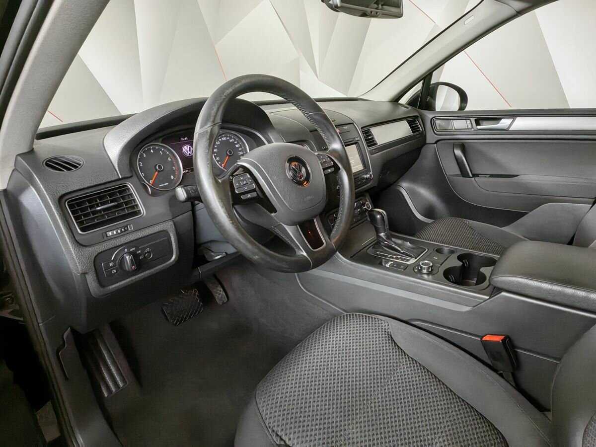 Volkswagen Touareg, 2011 Фото №14