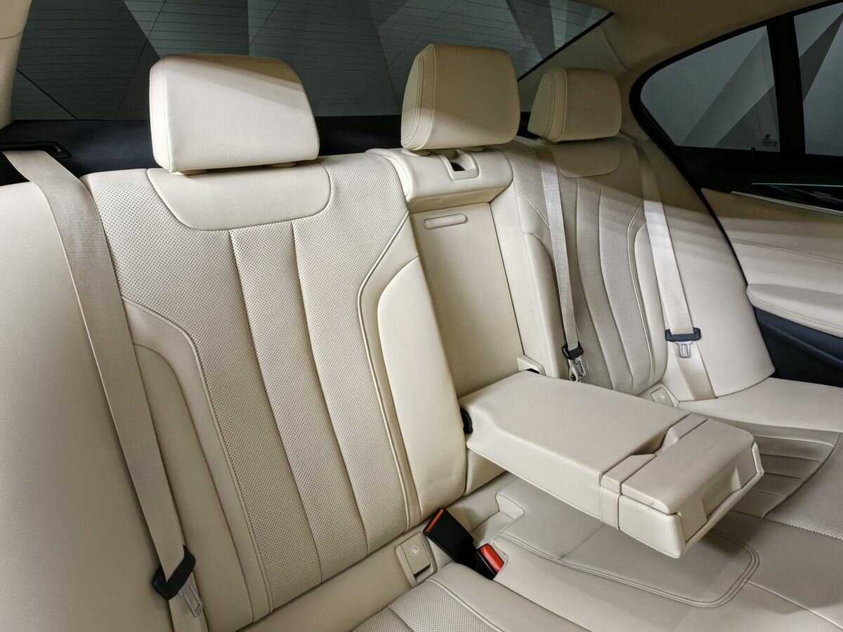 BMW 5 серии 520d, 2020 Фото №13