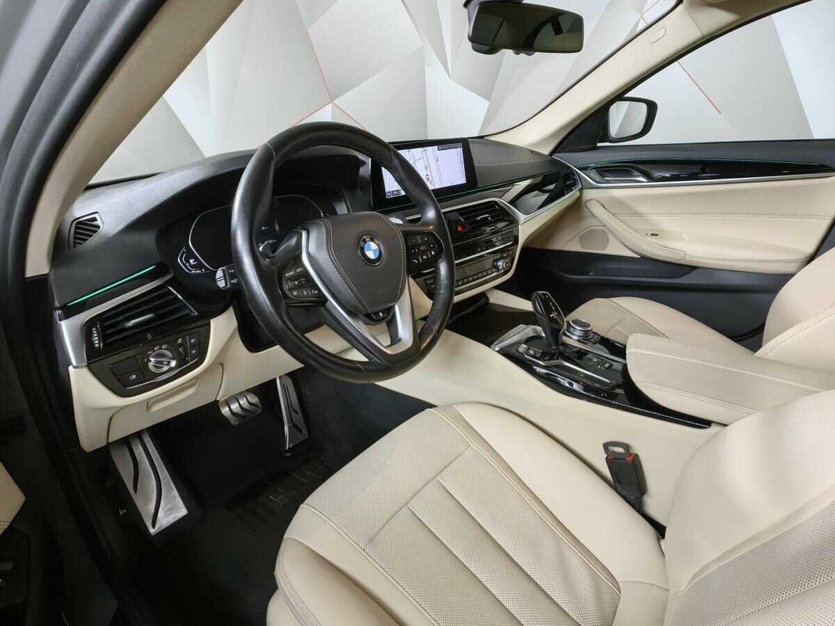 BMW 5 серии 520d, 2020 Фото №14