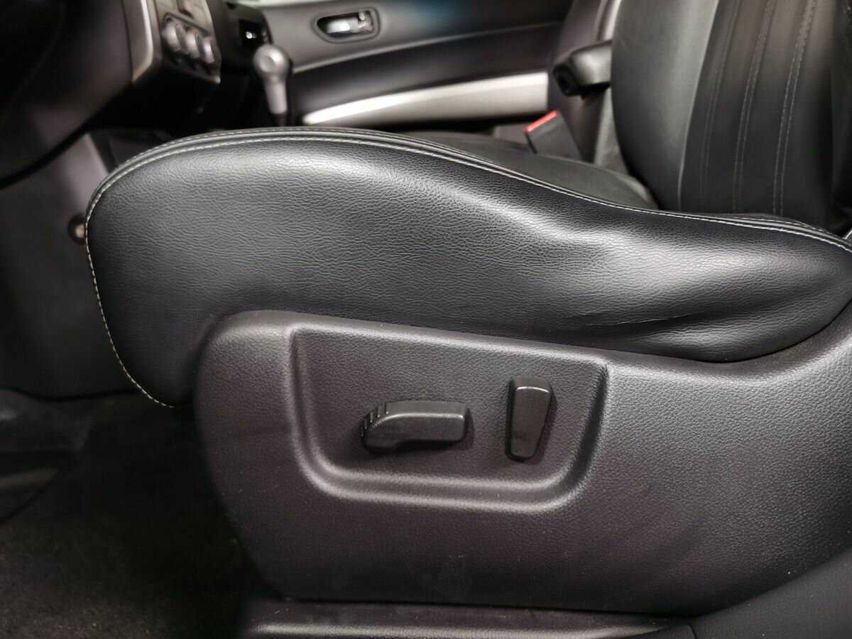 Nissan X-Trail, 2011 Фото №16