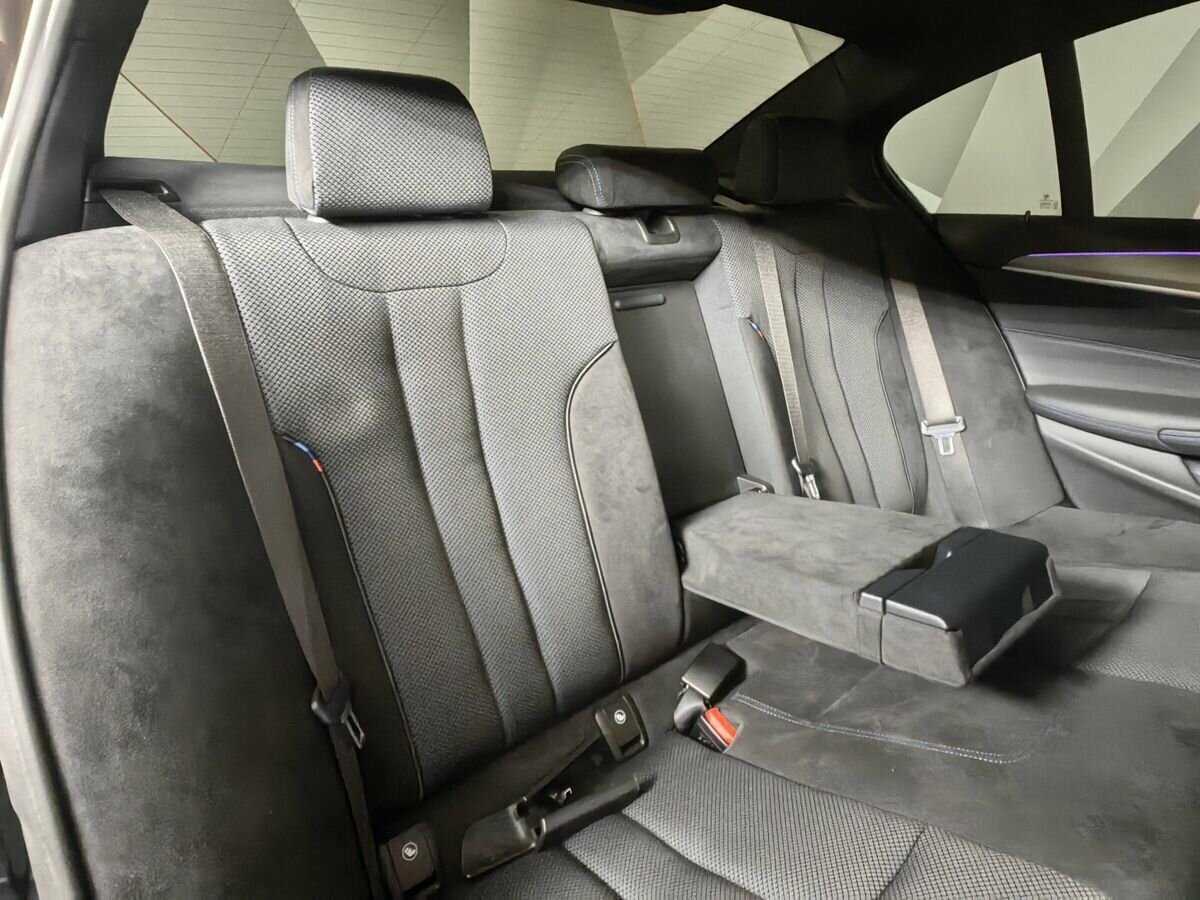 BMW 5 серии 520d xDrive, 2020 Фото №15