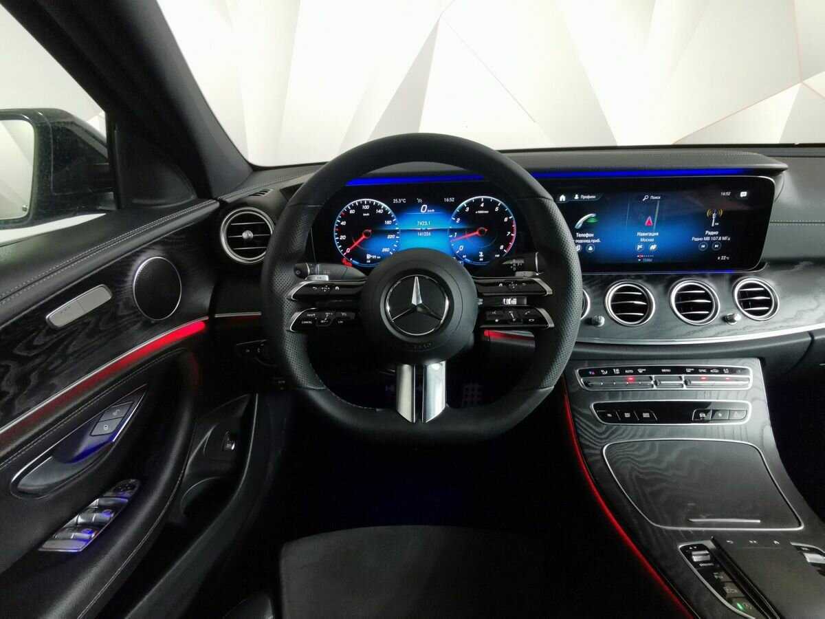 Mercedes-Benz E-Класс 200, 2020 Фото №15