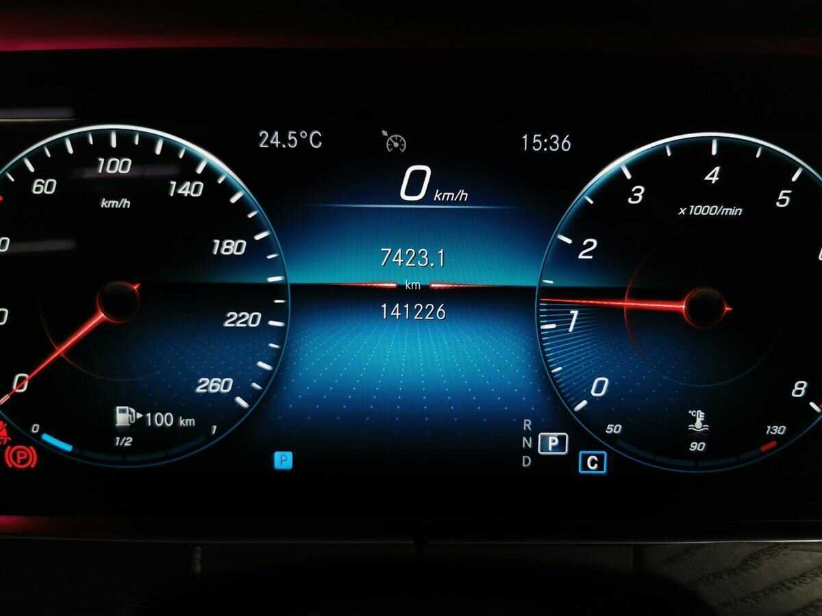 Mercedes-Benz E-Класс 200, 2020 Фото №17