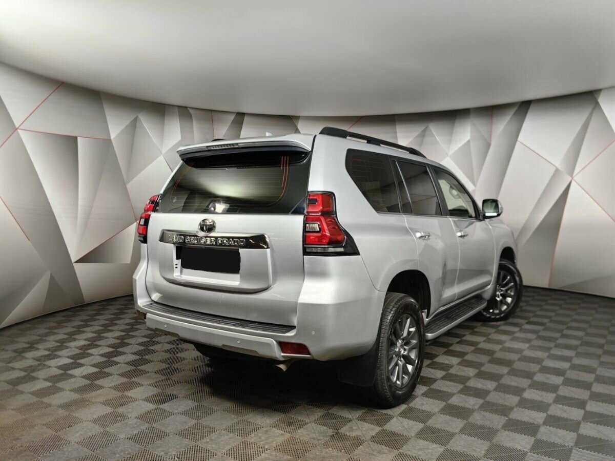 Toyota Land Cruiser Prado, 2017 - 135 333 км. | Фото №2