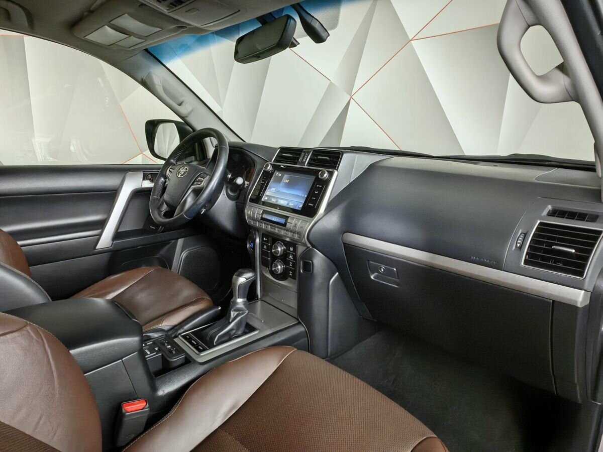 Toyota Land Cruiser Prado, 2017 Фото №9