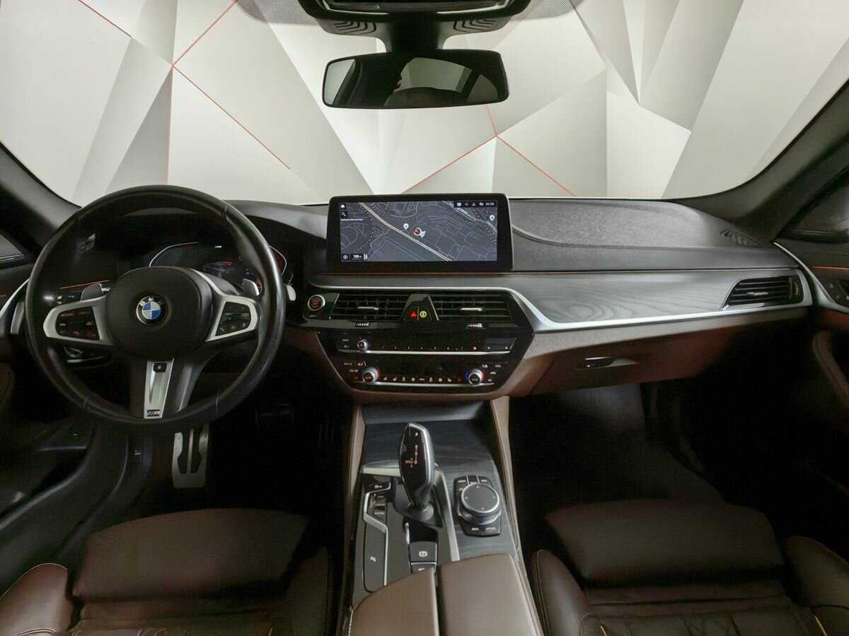BMW 5 серии 530d xDrive, 2020 Фото №9