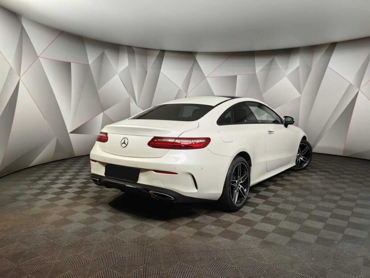 Mercedes-Benz E-Класс 200, 2017 - 90 675 км. | Фото №2