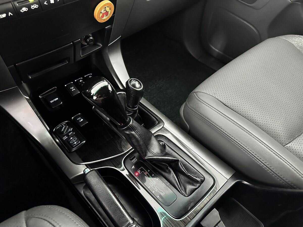 Toyota Land Cruiser Prado 5-speed, 2004 Фото №13