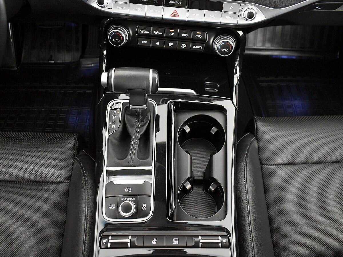 Kia Stinger, 2018 Фото №14