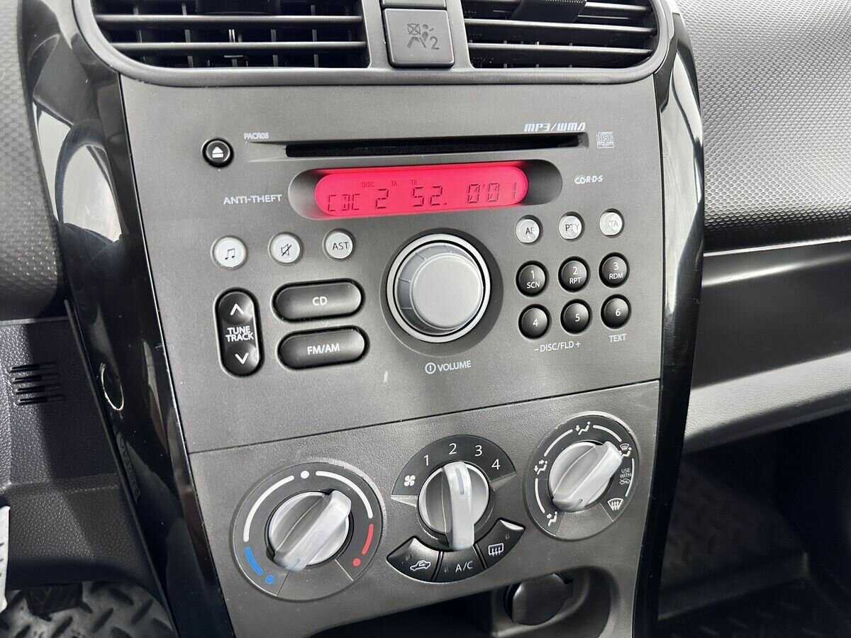 Suzuki Splash, 2014 Фото №14